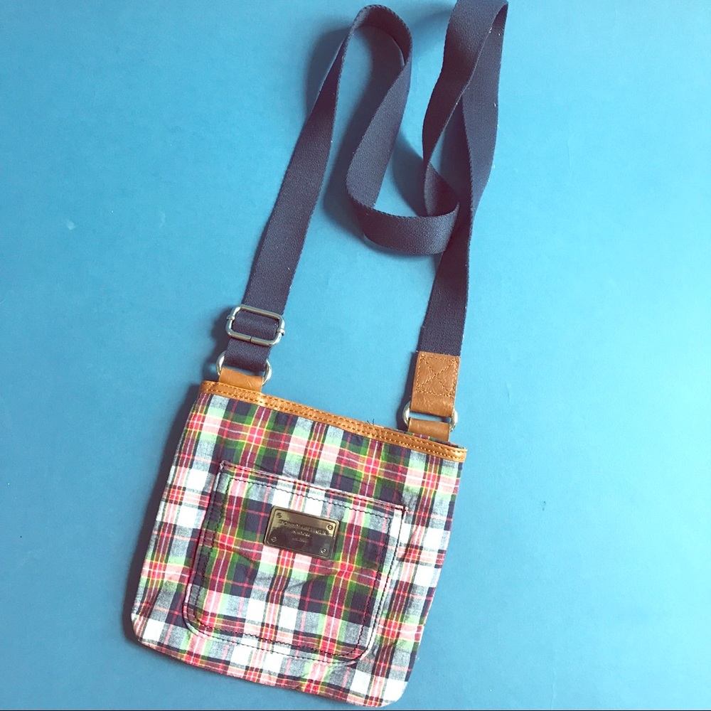 SOLD Vtg 90s/early 2000s plaid crossbody bag